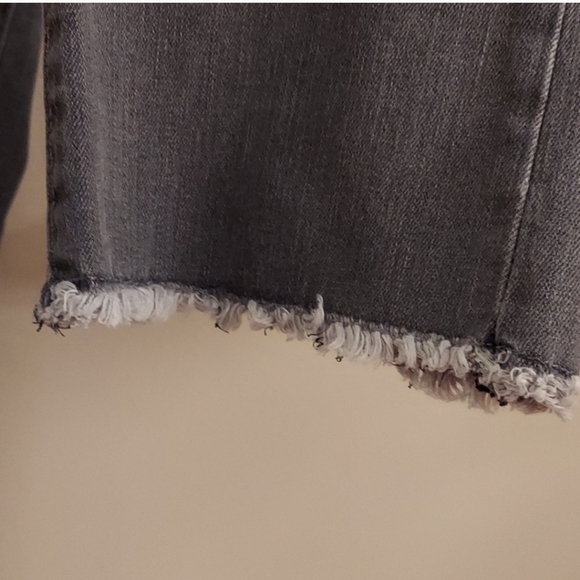 FREE PEOPLE Gray Fringe Cropped Mid Rise Straight Jeans - Picture 6 of 9